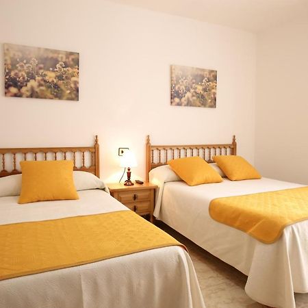Hostal San Roque Портоново Экстерьер фото