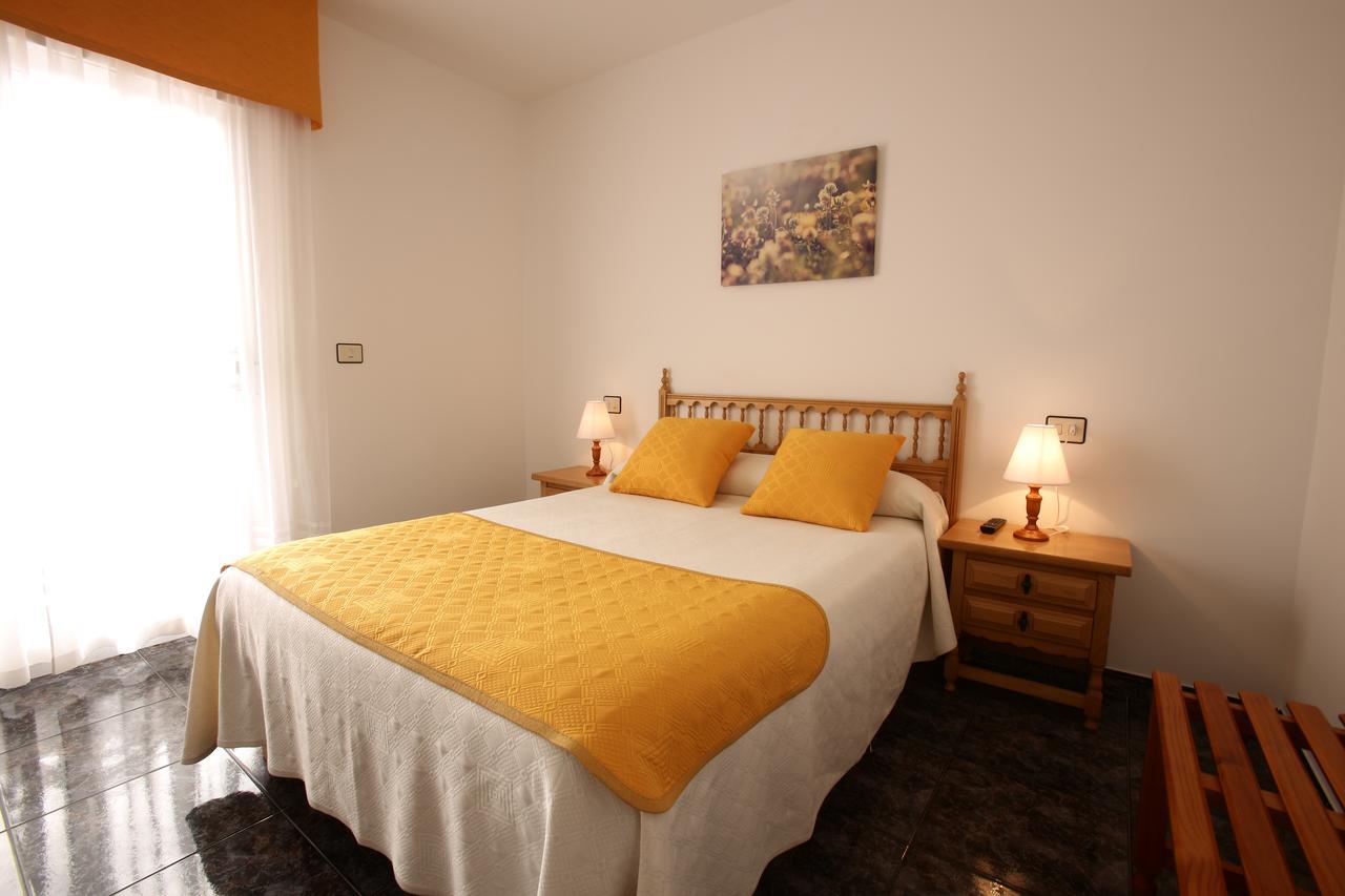 Hostal San Roque Портоново Экстерьер фото
