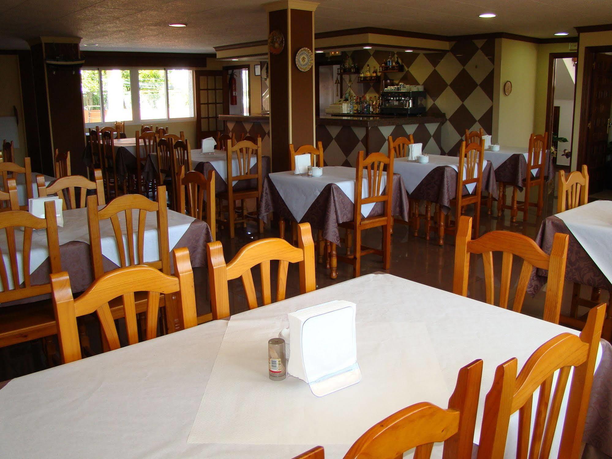 Hostal San Roque Портоново Экстерьер фото
