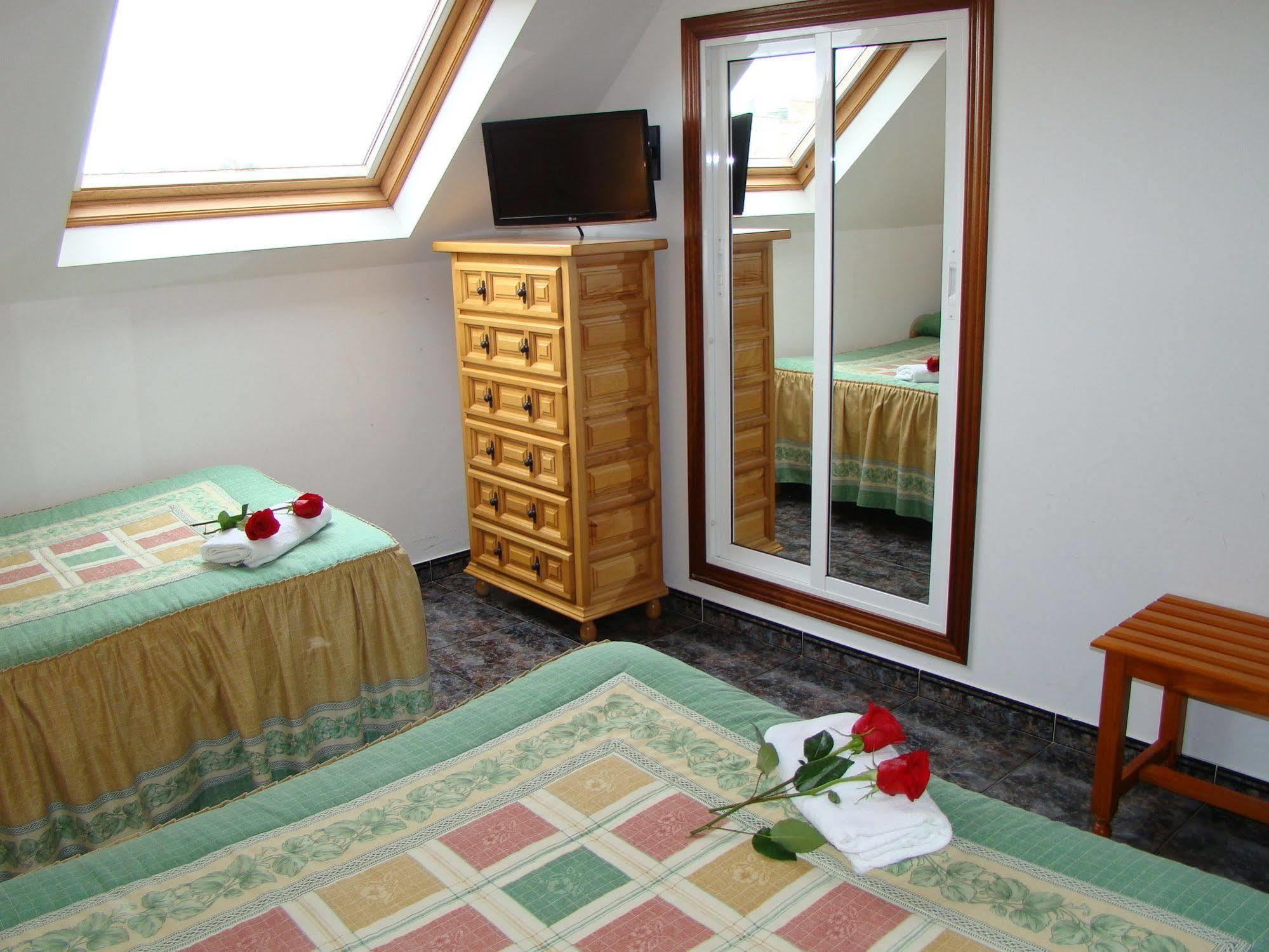 Hostal San Roque Портоново Экстерьер фото