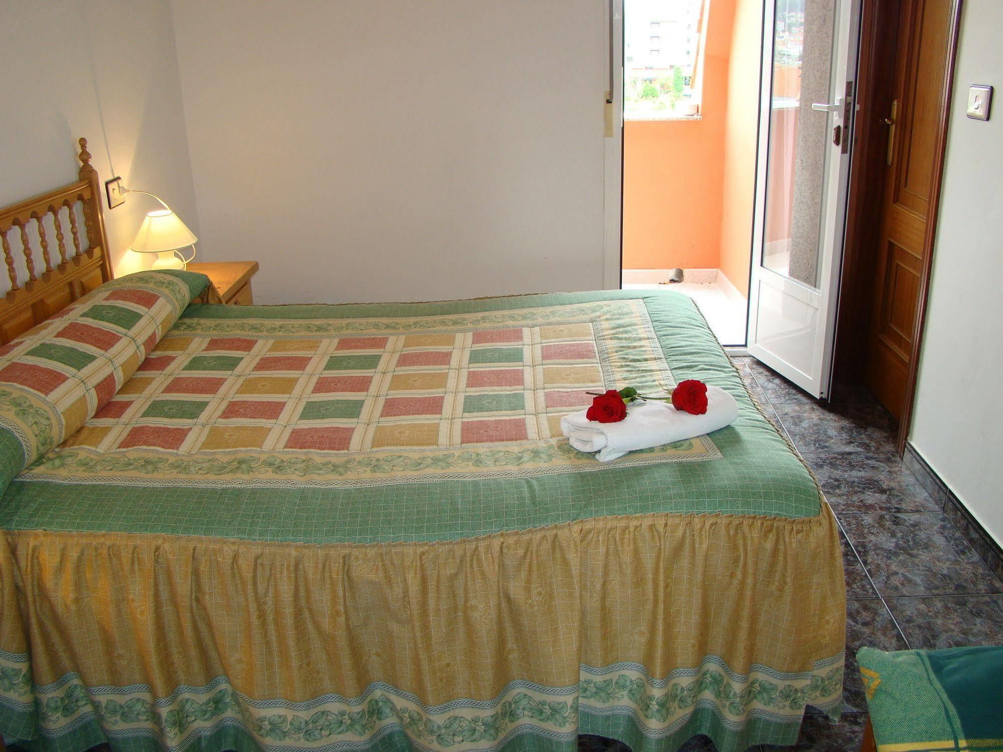 Hostal San Roque Портоново Экстерьер фото