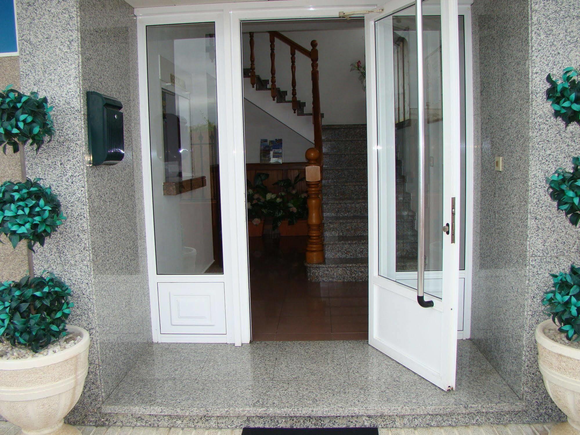 Hostal San Roque Портоново Экстерьер фото